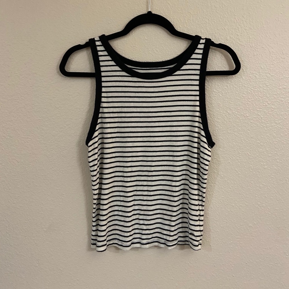 AE Striped Tank - Picture 2 of 6